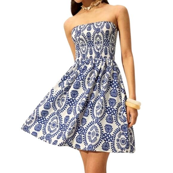 Commense Women's Medium Blue White Strapless Floral Collarless Mini Woven Dress - Picture 2 of 8